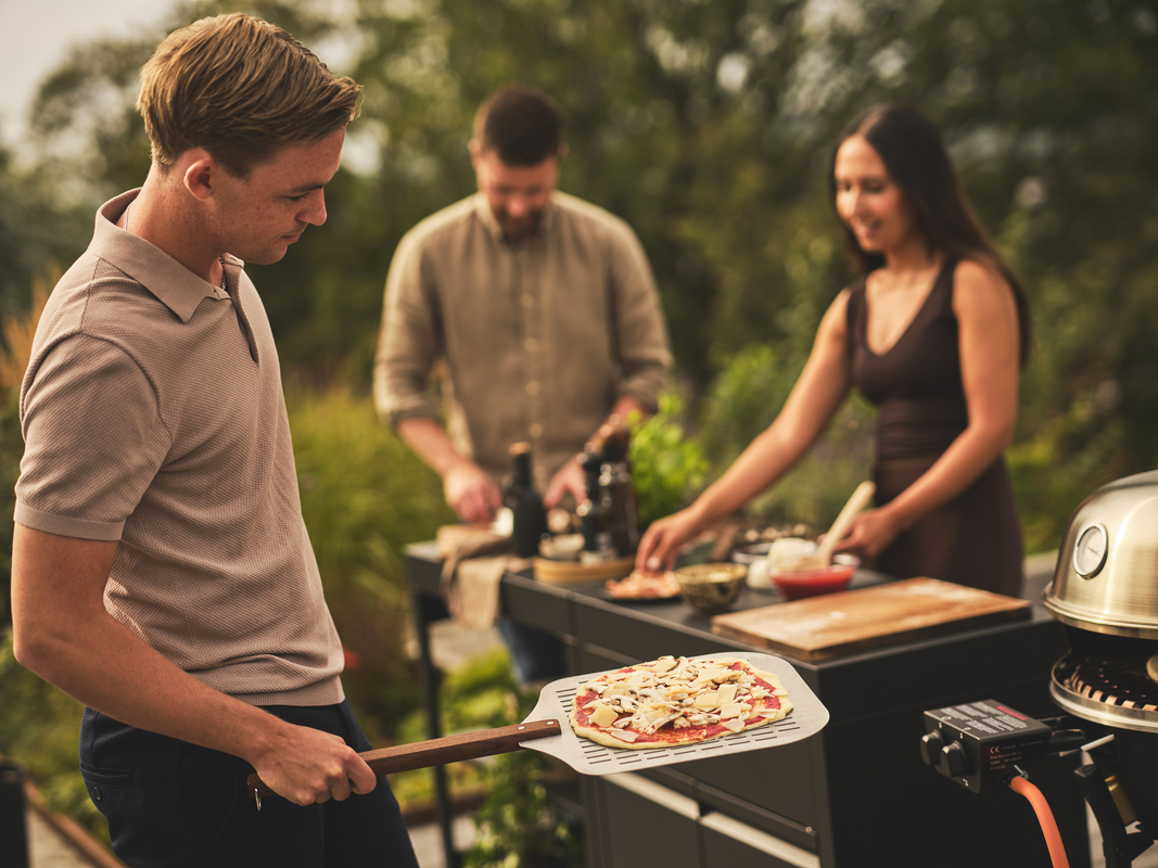 Perforerad pizzaspade Rostfritt/ask